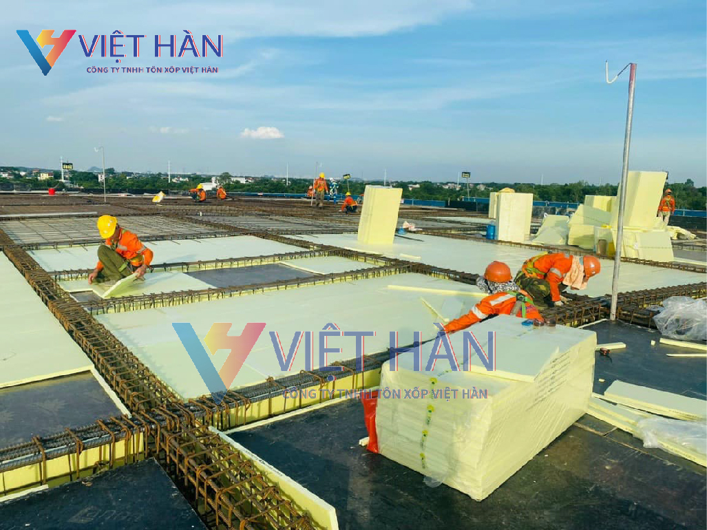 Lắp đặt nền công trình bằng tấm xốp XPS tại Yên Hòa